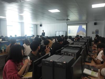 訊方&山職新一代信息技術(shù)首場校內(nèi)鯤鵬鴻蒙講座圓滿成功，共探計(jì)算機(jī)信息系統(tǒng)集成新未來